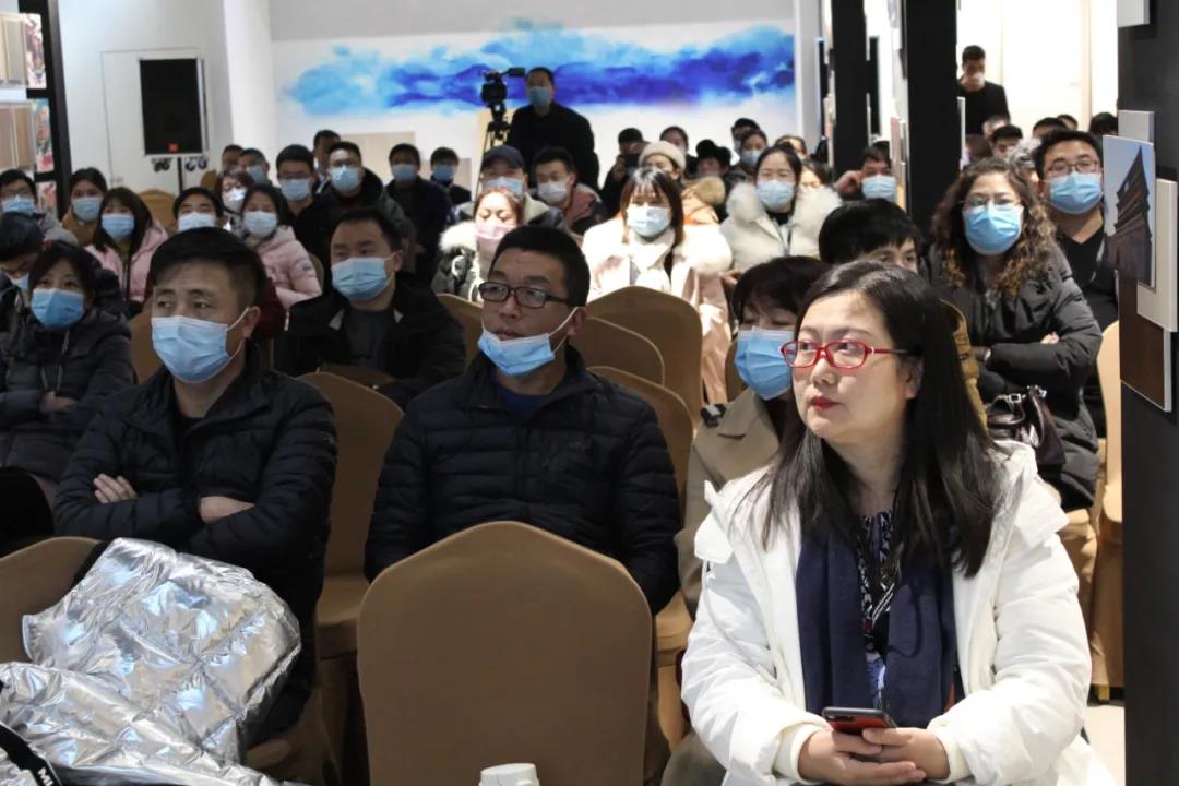 恭喜！華洲木業(yè)（陜西）運營中心首航儀式暨供應鏈賦能模式發(fā)布會圓滿舉辦！(圖10)